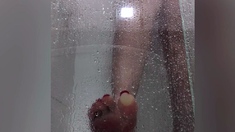 Amateur hottie solo masturbation