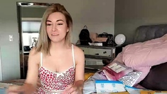 Amateur Webcam Cute Teen Plays Solo