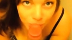 Cute 18-yo Blonde Amateur Gets Creampied