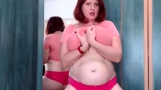 Redhead Amateur Big-Tit Milf on Webcam