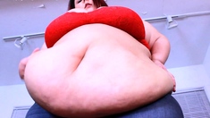 Leann amateur beautiful brunette with big boobs